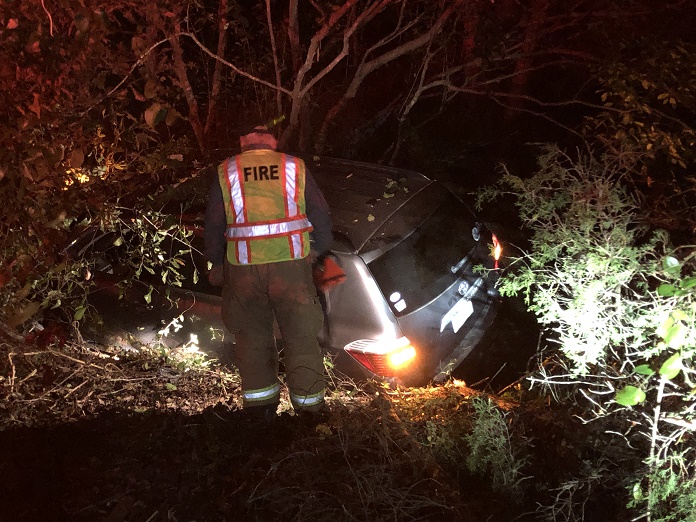 Leaves road into creek – driver not injured